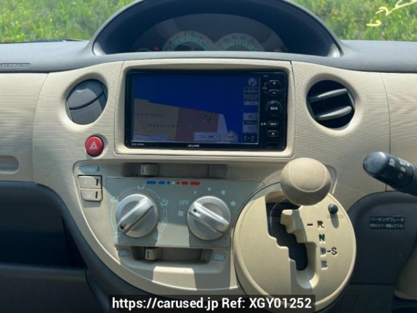 Used 2004 AT toyota sienta NCP81G Image[24]