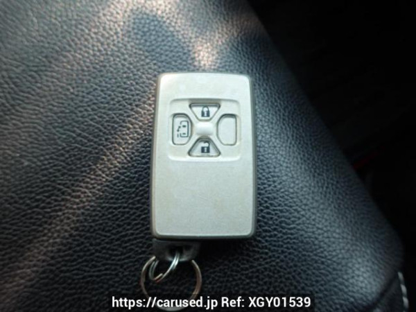 Used 2007 AT toyota noah ZRR70W Image[39]