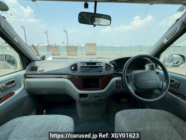 Used 1999 AT toyota regius-wagon RCH47W Image[18]