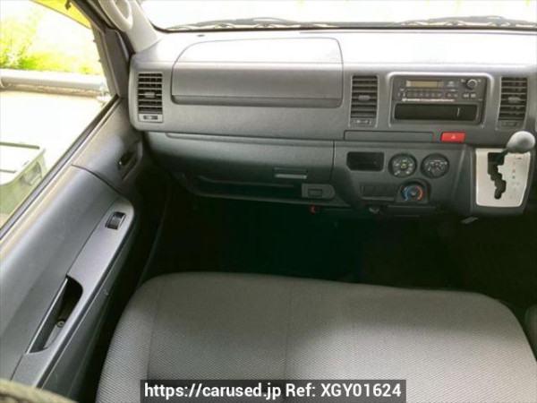 Used 2016 AT toyota regiusace-van KDH201V Image[18]