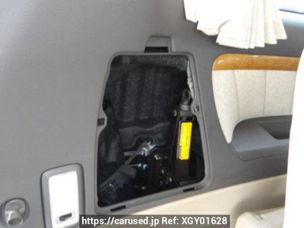 Used 2006 AT toyota alphard MNH10W Image[42]