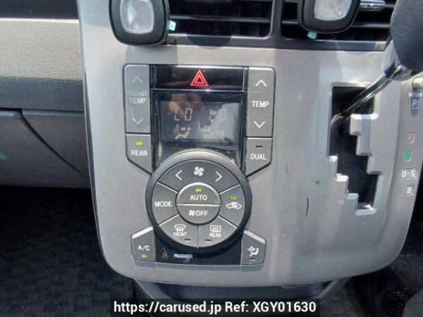 Used 2007 AT toyota noah ZRR70G Image[24]
