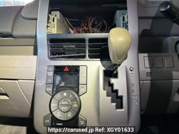 Used 2008 AT toyota noah ZRR70G Image[21]