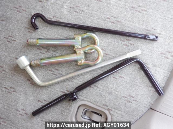 Used 2004 AT toyota alphard MNH10W Image[42]