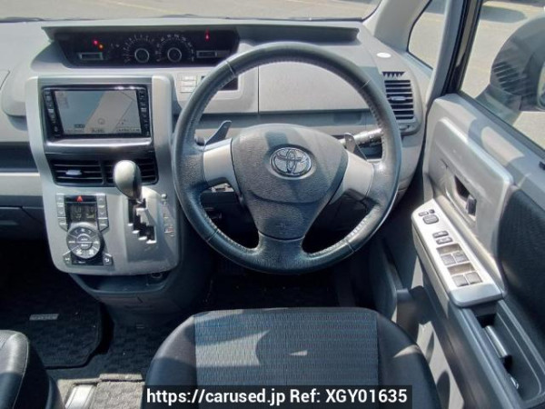 Used 2008 AT toyota voxy ZRR70W Image[19]