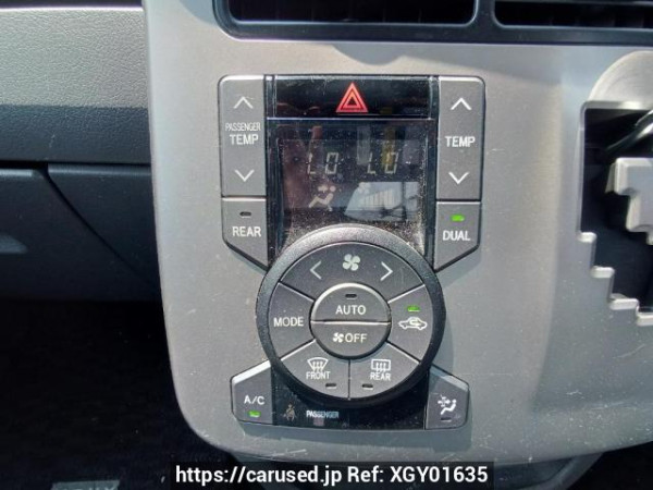 Used 2008 AT toyota voxy ZRR70W Image[24]