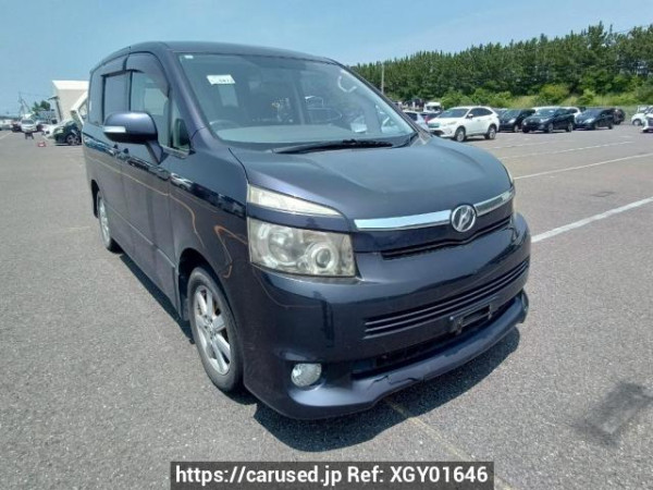 Used 2007 AT toyota voxy ZRR70W Image[0]