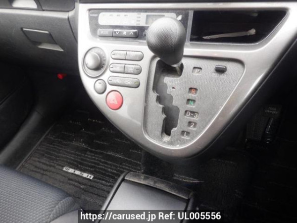 Used 2003 AT toyota wish ZNE10G Image[24]