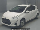 Toyota Aqua NHP10