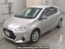 Toyota Aqua NHP10