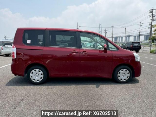 Used 2008 AT toyota noah ZRR70G Image[7]