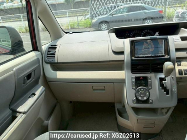 Used 2008 AT toyota noah ZRR70G Image[18]