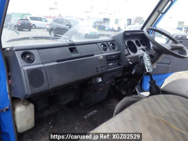 Used 1994 MT toyota dyna-truck BU67 Image[17]