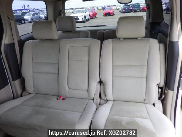 Used 2005 AT toyota alphard ANH10W Image[23]
