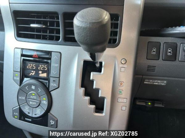 Used 2008 AT toyota noah ZRR70W Image[27]