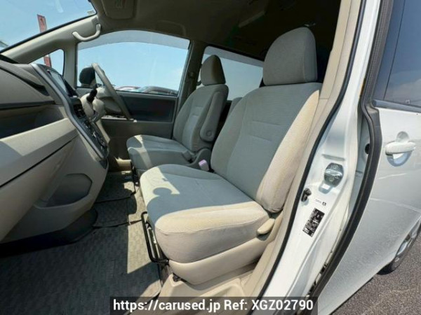 Used 2008 AT toyota noah ZRR70G Image[13]