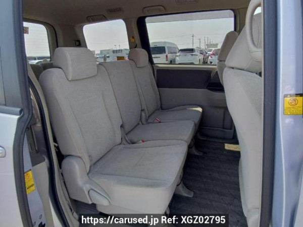 Used 2009 AT toyota noah ZRR70G Image[15]