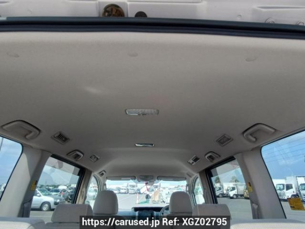 Used 2009 AT toyota noah ZRR70G Image[18]