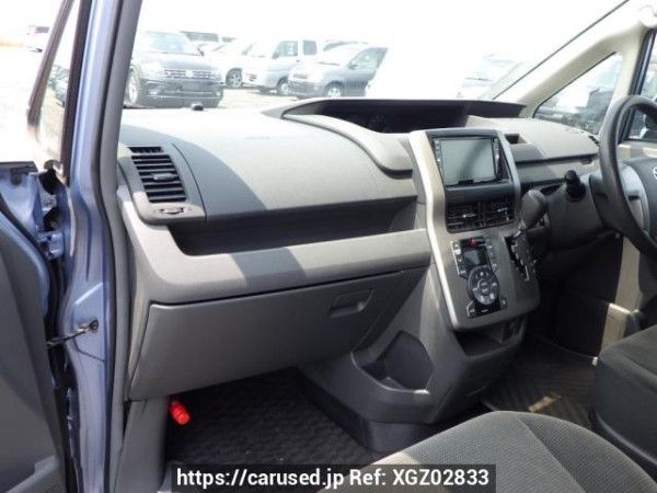 Used 2007 AT toyota voxy ZRR75G Image[29]