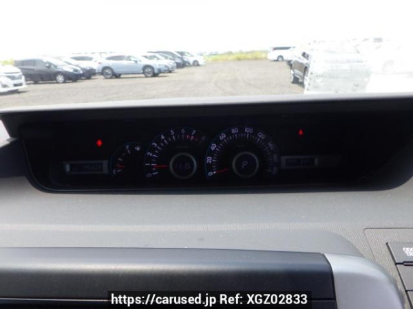 Used 2007 AT toyota voxy ZRR75G Image[33]