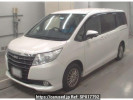 Toyota Noah ZRR80G