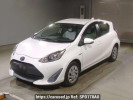 Toyota Aqua NHP10