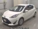 Toyota Aqua NHP10