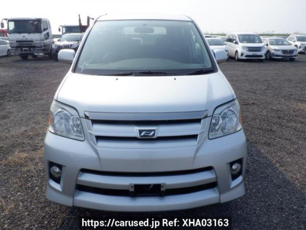 Used 2005 AT toyota noah AZR60G Image[1]