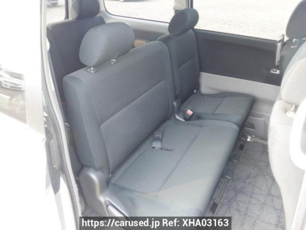 Used 2005 AT toyota noah AZR60G Image[15]