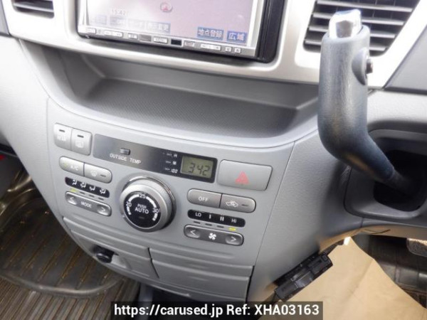 Used 2005 AT toyota noah AZR60G Image[25]