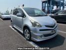 Toyota Ractis NCP100