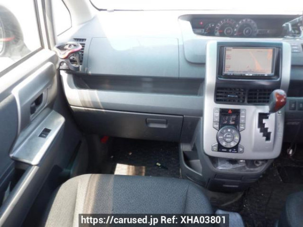 Used 2008 AT toyota voxy ZRR70G Image[20]