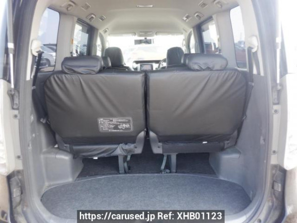 Used 2009 AT toyota voxy ZRR70G Image[8]