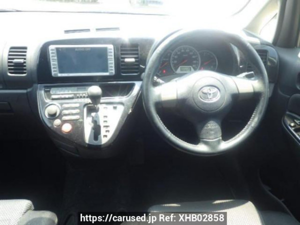 Used 2005 AT toyota wish ZNE10G Image[17]