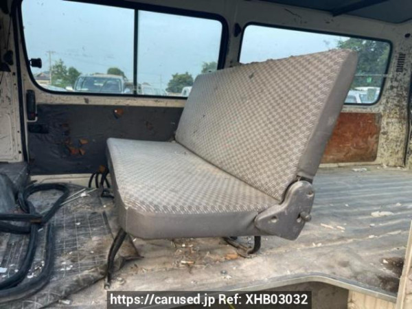 Used 2003 AT toyota regiusace-van RZH112V Image[16]
