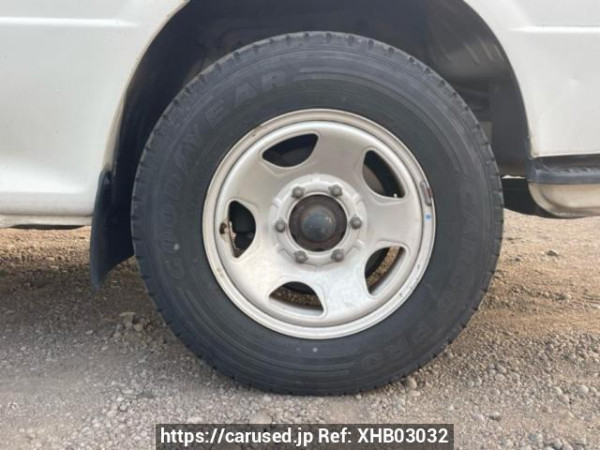 Used 2003 AT toyota regiusace-van RZH112V Image[27]