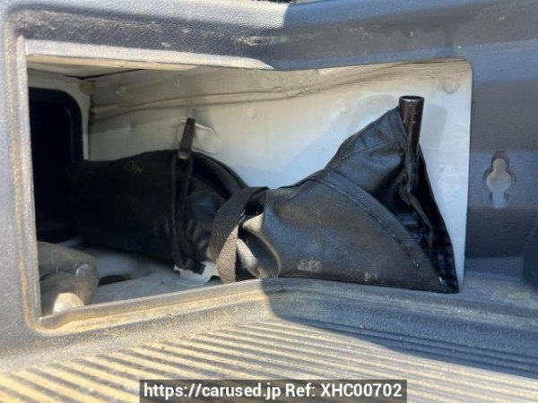 Used 2002 AT toyota hiace-van RZH102V Image[35]