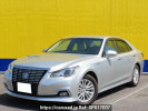 Toyota Crown Hybrid AWS210