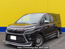 Toyota Voxy ZWR80W