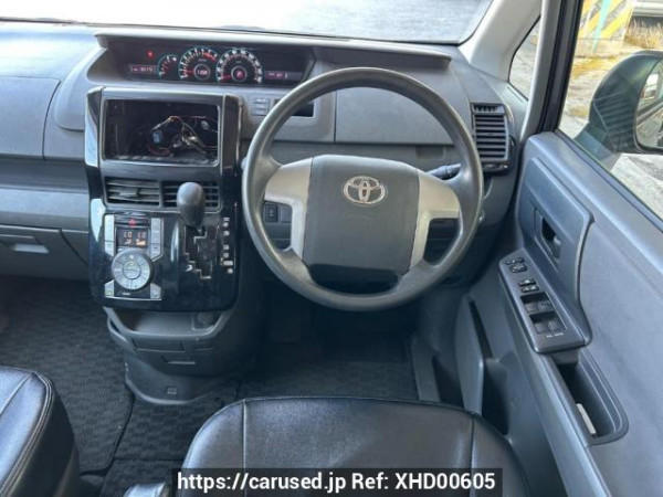 Used 2007 AT toyota noah ZRR70G Image[21]