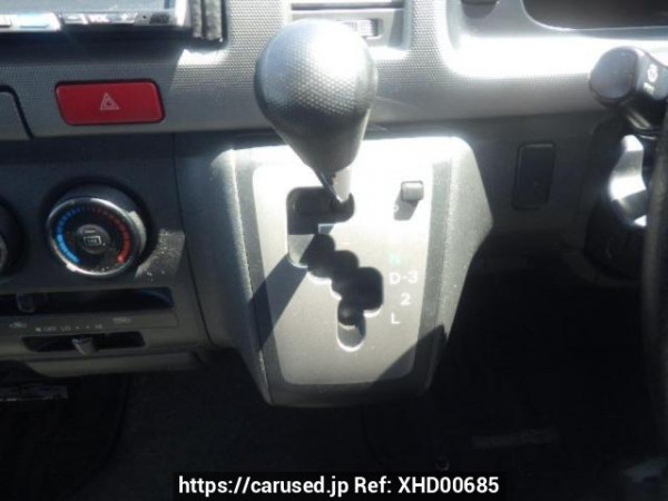 Used 2006 AT toyota regiusace-van KDH205V Image[21]