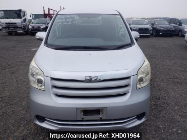 Used 2008 AT toyota noah ZRR70G Image[1]