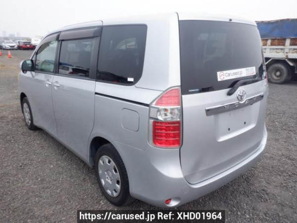 Used 2008 AT toyota noah ZRR70G Image[4]