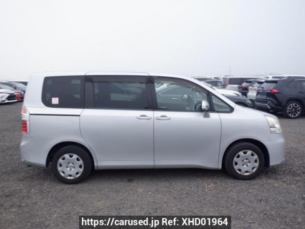 Used 2008 AT toyota noah ZRR70G Image[7]