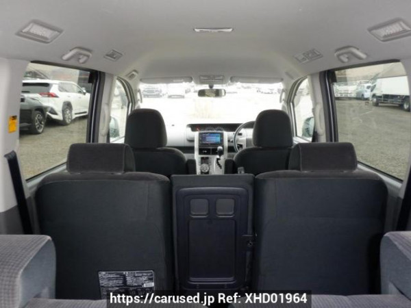 Used 2008 AT toyota noah ZRR70G Image[9]