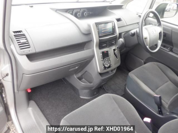 Used 2008 AT toyota noah ZRR70G Image[14]
