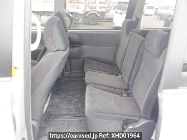 Used 2008 AT toyota noah ZRR70G Image[16]