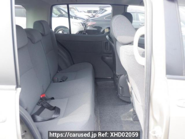 Used 2004 AT toyota raum NCZ20 Image[15]