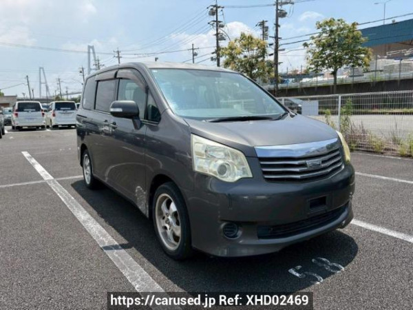 Used 2010 AT toyota noah ZRR70G Image[0]