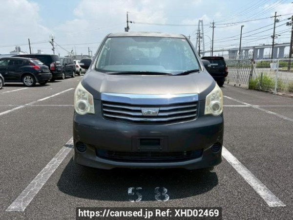 Used 2010 AT toyota noah ZRR70G Image[1]